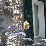 Irlandas Seaside Villa