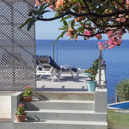 Irlandas Seaside * Funchal (Madeira)